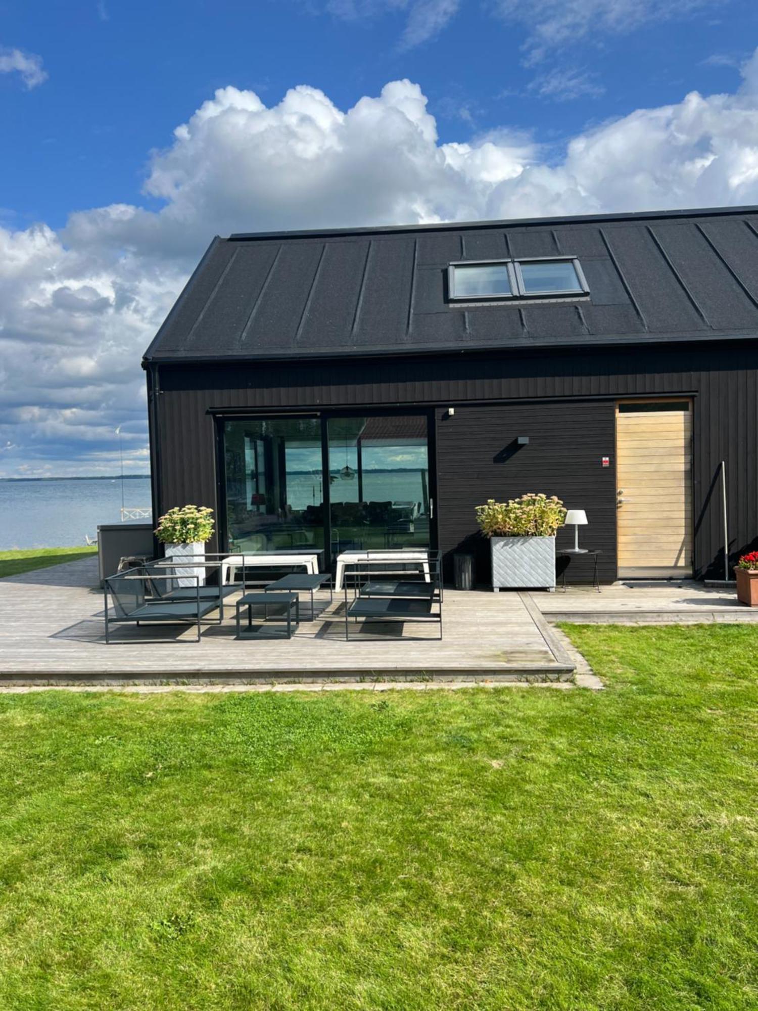 Stylish Lake View House Vadstena Exterior foto